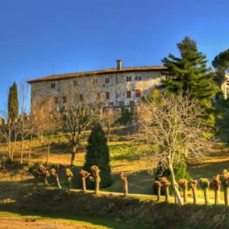 Hébergement de vacances ~ La Gialla ~ Casa Al Centro Del F.v.g
